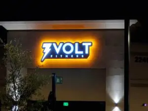does my business sign need to be replaced